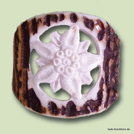 Tuchring mit geschnitztem Edelweiß