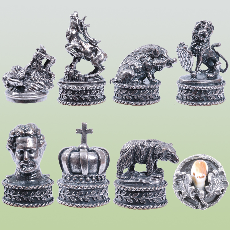 Trachtenmesser mit Damaszenerklinge, Figurkappe Trachtenmesser mit Damaszenerklinge, Figurkappe